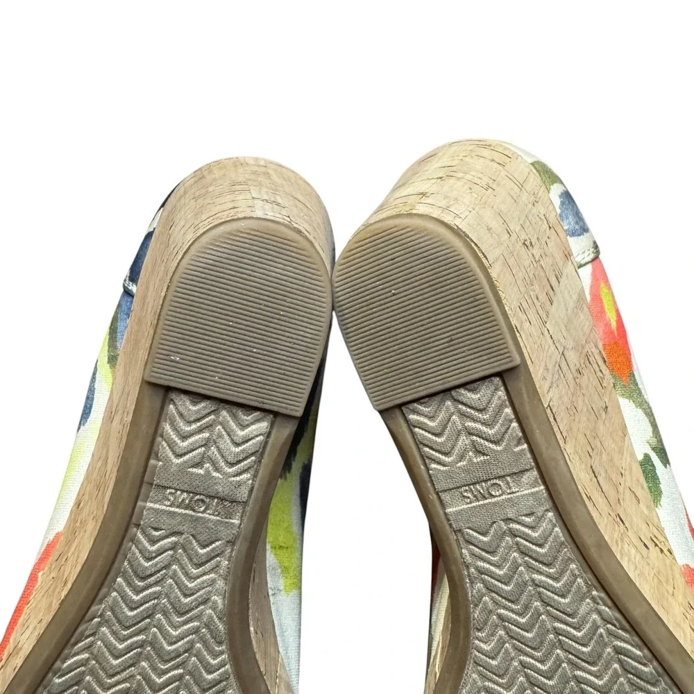 TOMS Shoes Womens Size 8.5‎ Multicolor Floral Peep Toe Cork Platform Wedge Heels